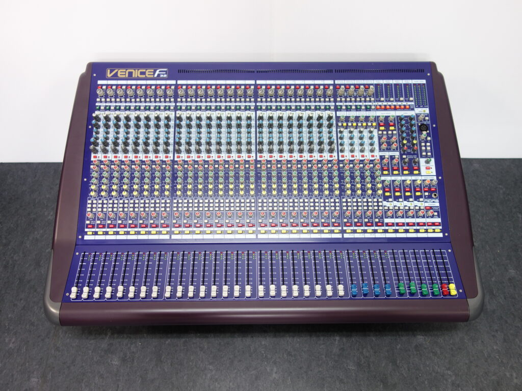Venice32 32chアナログミキサー